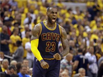 LeBron James von den Cleveland Cavaliers äußert sich kritisch über die Ausschreitungen in Charlottesville. Foto: Michael Conroy