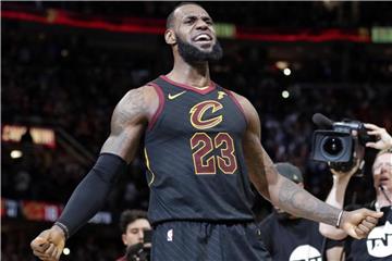 LeBron James von den Cleveland Cavaliers erzielte im entscheidenden siebten Spiel gegen Indiana 45 Punkte. Foto: Tony Dejak/AP