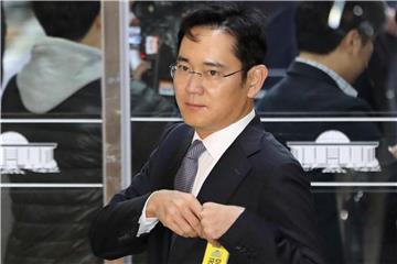 Lee wurde im August in erster Instanz zu fünf Jahren Haft verurteilt. Foto: Lee Jin-Man/AP/dpa