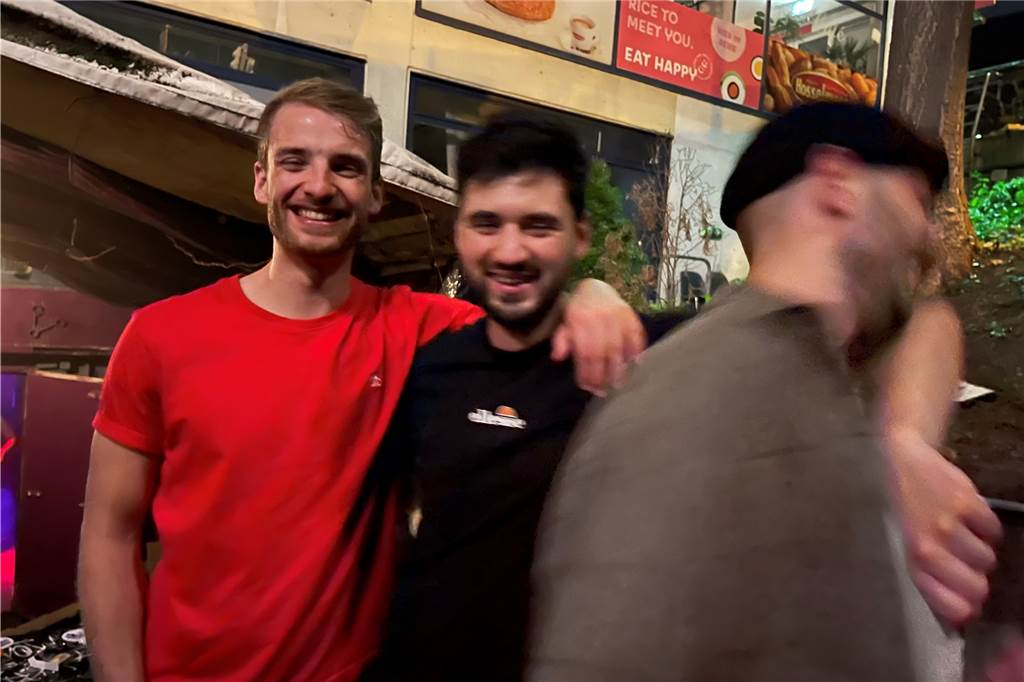 Leicht getrübt: Lucas, ich und Frido (v.l.)