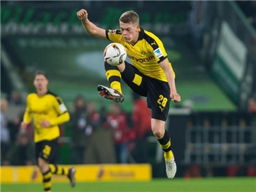Leipzig soll Interesse an BVB-Verteidiger Matthias Ginter haben. Foto: Guido Kirchner