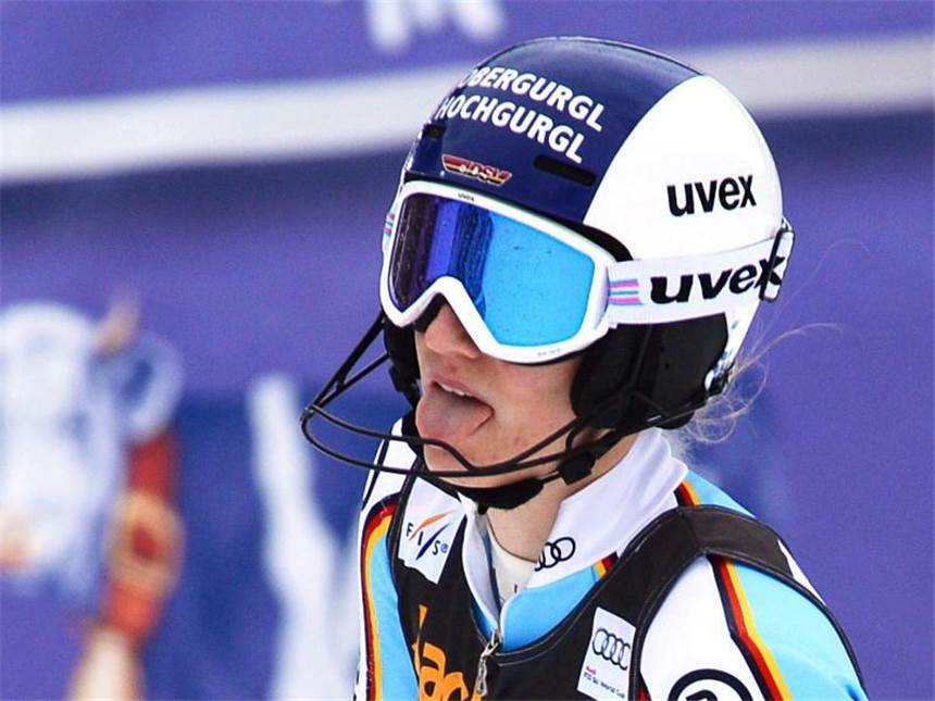Dürr und Schmid holen nationale Riesenslalom-Titel Lena Dürr gewinnt den Riesenslalom. Foto: Patrick Seeger