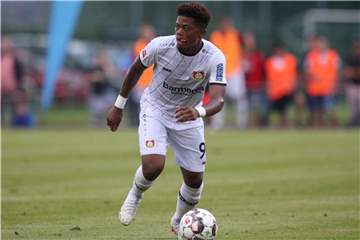 Leon Bailey hat seinen Vertrag in Leverkusen bis 2023 verlängert. Foto: Tim Rehbein