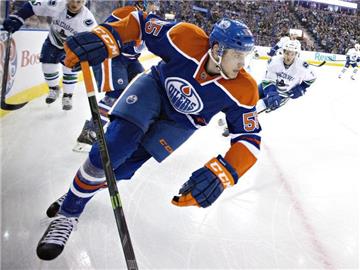 Leon Draisaitl gab die Torvorlage für das zwischenzeitliche 1:2. Foto: Jason Franson