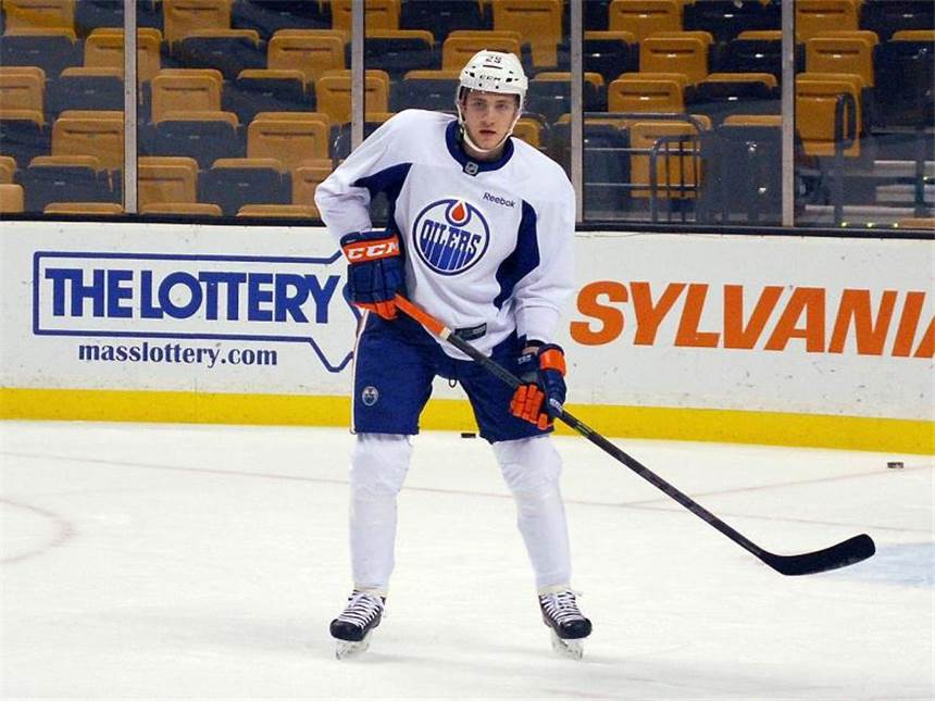 Mit NHL-Jungstar Draisaitl zu WM-Tests Leon Draisaitl steht im DEB-Kader. Foto: Heiko Oldörp