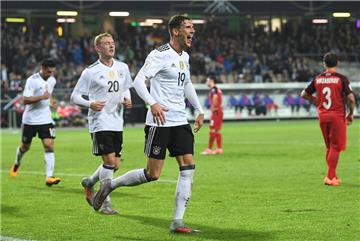 Leon Goretzka (v.) hatte mit seinen beiden Tore wesentlichen Anteil am Erfolg der deutschen Fußball-Nationalmannschaft.