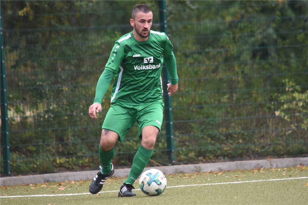 Bereits jetzt Vorfreude aufs Derby mit SuS Olfen gegen Union Lüdinghausen: „Kenne da keine Freunde“ Leon Westrup blickt schon jetzt voller Vorfreude auf das Duell seines SuS Olfen gegen seinen Ex-Klub Union Lüdinghausen.
