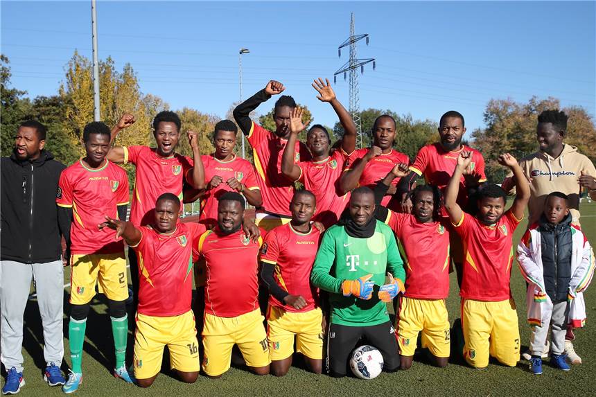 Tyrala ist weg, ein Talent da und ein Team in Feierlaune - alle Dortmunder Geschichten Lernt diese tolle Mannschaft kennen.