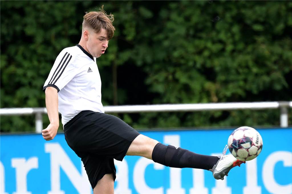 SV Preußens Siegesserie reißt nach sieben Spielen Levin Inkmann trifft derzeit am Fließband.