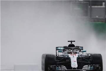 Lewis Hamilton beim Training in Monza. Foto: Antonio Calanni/AP