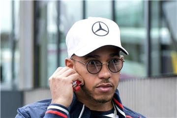 Lewis Hamilton ist der Star bei seinem Heim-Grand-Prix in Silvertone. Foto Herbert Neubauer/APA Foto: Herbert Neubauer