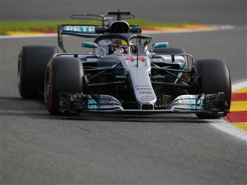 Hamilton jagt den Schumacher-Rekord Lewis Hamilton kann in Belgien was die Anzahl der Pole Positions betrifft mit Michael Schumacher gleichziehen. Foto: James Gasperotti