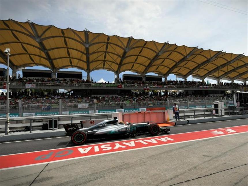 Darauf muss man beim Großen Preis von Malaysia achten Lewis Hamilton startet in Malaysia von der Pole Position. Foto: Muhammad Zulhilmi Daud