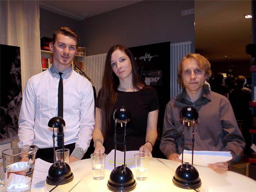 Die Liebesspiele der Libelle und andere Erotika Lieben die Verbal-Erotik: (v.l.) Johan Schüling, Annalena Brix und Helge Salnikau.