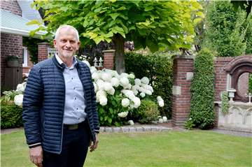 Lieblingsort: Bürgermeisterkandidat Günter Wewers in seinem Garten