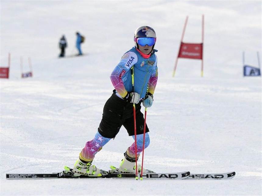 Skialpin: Experimente, Chancen - und ein Schock Lindsey Vonn bereitet sich auf den Weltcup-Start am kommenden Wochenende in Sölden vor. Foto: Hans Klaus Techt