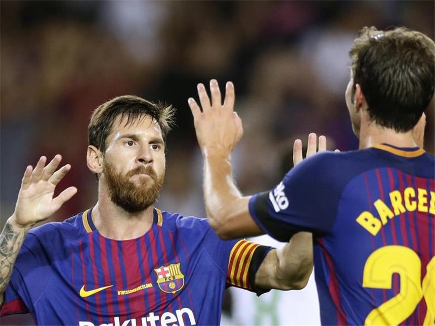 Barcelona mit neuem Sturm zum 2:0-Auftaktsieg über Betis Lionel Messi feierte mit dem FC Barcelona einen Auftaktsieg. Foto: Manu Fernandez