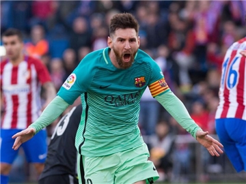 Lionel Messi (l.) schoss den FC Barcelona zum Sieg über Atlético Madrid. Foto: Mateo Villalba