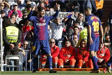 Lionel Messi (l.) traf per Elfmeter zum zwischenzeitlichen 2:0.