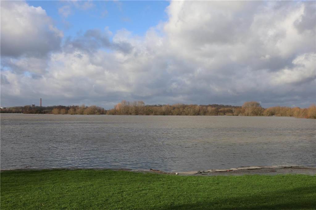 Lippe-Hochwasser in Lünen am Segelflugplatz
