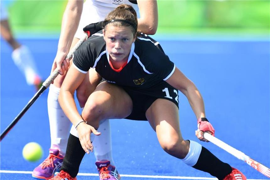 Hockey-Bundestrainer Reckinger nominiert World-League-Kader Lisa Altenburg wurde für das World-League-Finale in Neuseeland nominiert. Foto: Felix Kaestle
