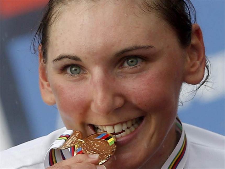 Gold-Coup für BDR durch Brennauer und Kämna Lisa Brennauer holte im Zeitfahren Gold bei der WM. Foto: Javier Lizon