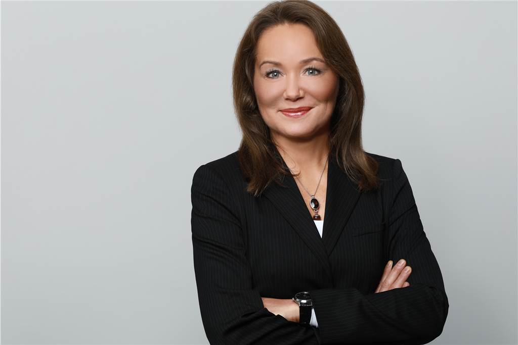 Über 30 und noch keinen Partner gefunden: „Bin ich beziehungsunfähig?“ Lisa Fischbach ist Einzel- und Paarberaterin und Forschungsleiterin bei der Partner-Vermittlungsagentur Elite Partner.