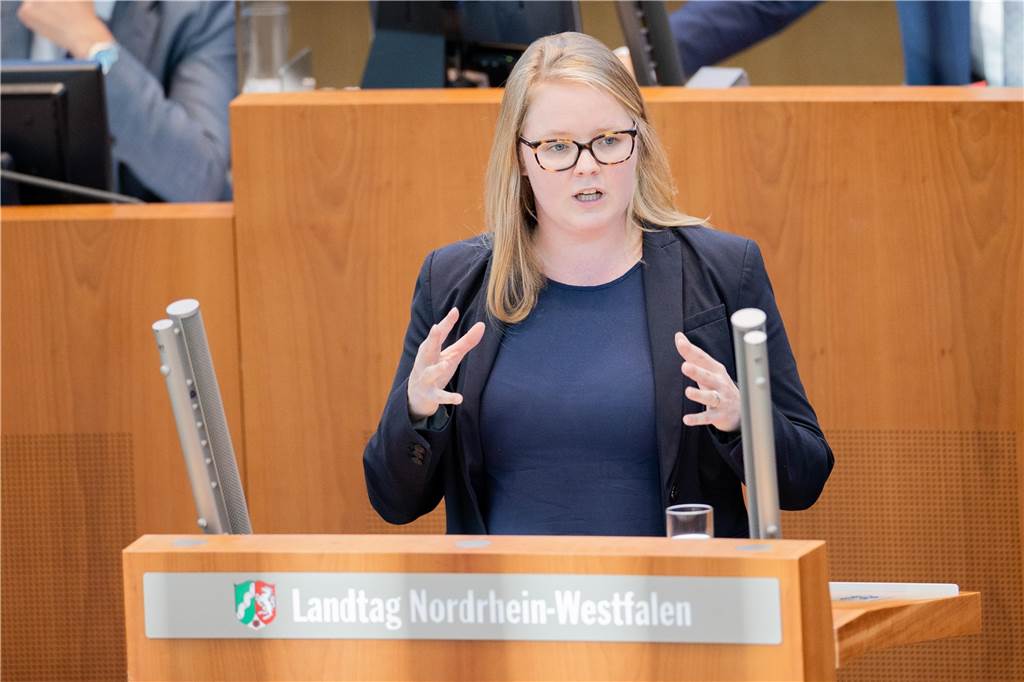 Castrop-Rauxeler Berufs-Politiker schockiert, erleichtert und besorgt Lisa Kapteinat, Landtags-Abgeordnete der SPD aus Castrop-Rauxel