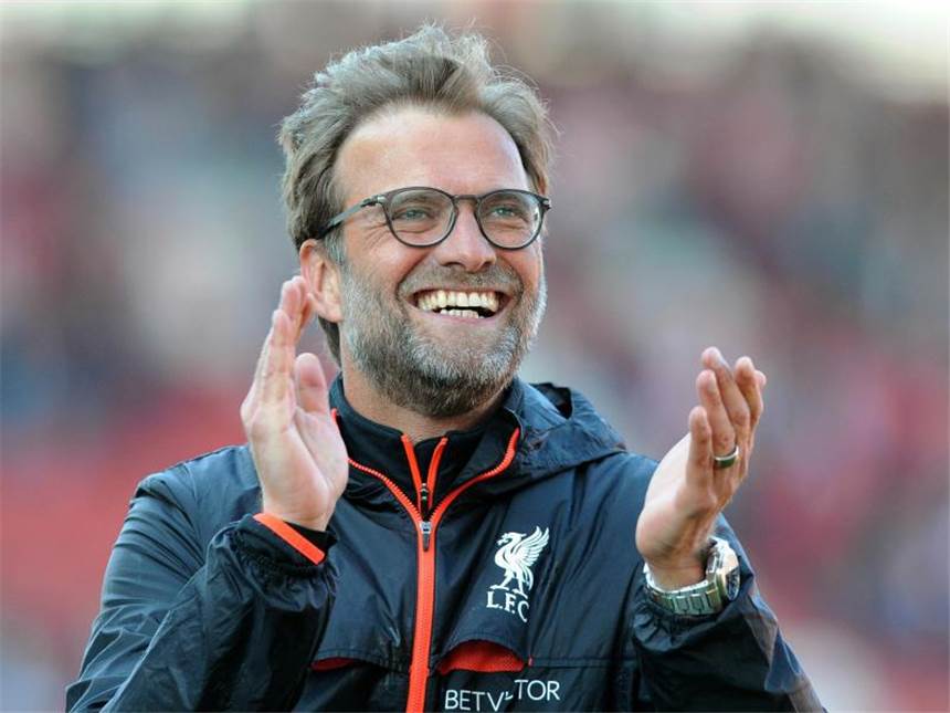 Klopp mit Liverpool auf Champions-League-Kurs Liverpools Coach Jürgen Klopp war nach dem Sieg gegen Stoke City begeistert. Foto: Rui Vieira