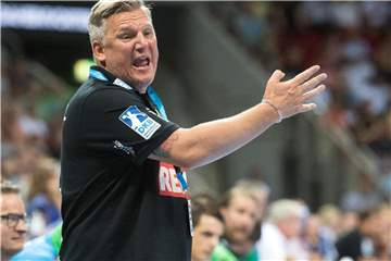 Löwen-Coach Nikolaj Jacobsen trifft mit seinem Team auf den Bergischen HC. Foto: Federico Gambarini