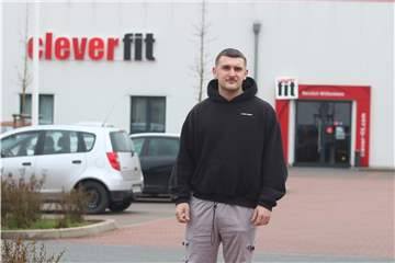 Loris Birkner und die Leitung des Clever Fit in Selm machen sich gegenseitig Vorwürfe.