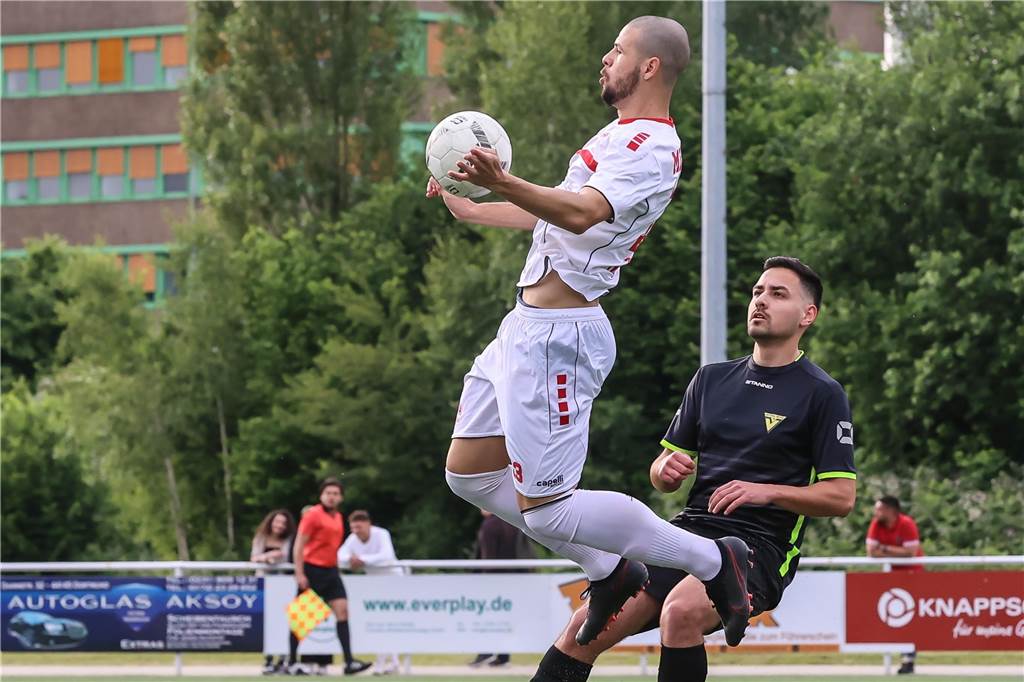 Türkspor Dortmund angelt sich Verstärkung für die Defensive: Topspieler kehrt zurück Lucas Souza Mendes ist zurück bei Türkspor Dortmund.