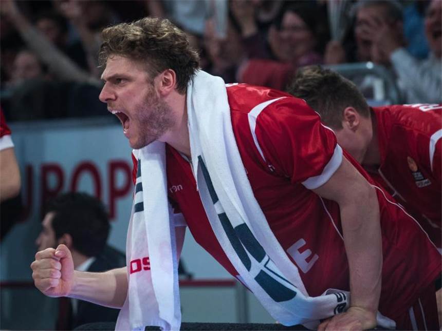 Bamberg und Bayern siegen - MBC jubelt in letzter Sekunde Lucca Staiger war Bambergs Topscorer gegen Bonn. Foto: Nicolas Armer