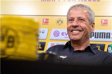 Lucien Favre freut sich auf sein Bundesliga-Comeback. Foto: Bernd Thissen