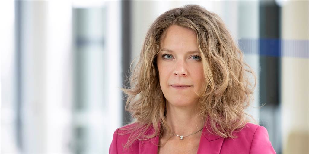 Lünens Kämmerin schlägt Alarm: Wir haben ein massives Haushaltsproblem Lünens Erste Beigeordnete und Kämmerin Bettina Brennenstuhl führt von Oktober an als Vorständin die Geschäfte der Dortmunder Hafen AG.