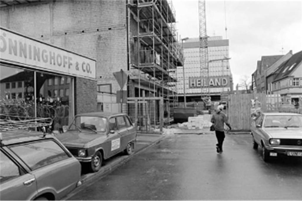 Lüner Innenstadt 1979, im Hintergrund die ehemalige Hertie-Filiale.