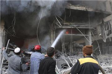 Luftangriff in Ost-Ghuta: Die UN haben Bilanz gezogen und mehr als 350.000 Tote im fast sieben Jahre andauernden Bürgerkrieg gezählt. Foto: Syrian Civil Defense White Helmets/AP