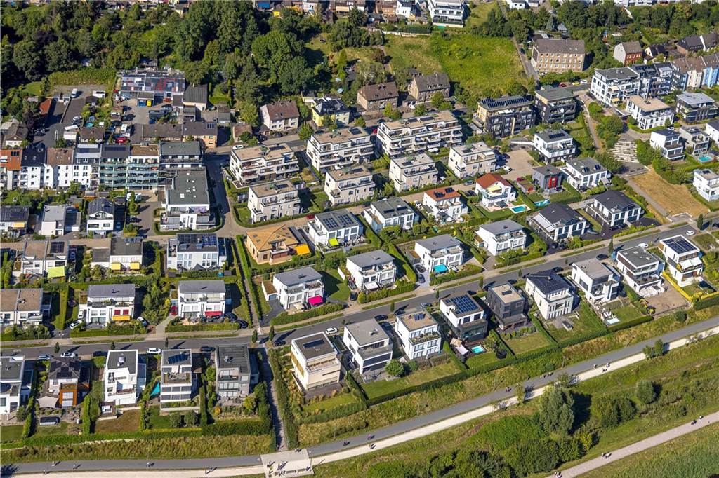 Luftbild eines Wohngebiets am Phoenix-See in Dortmund-Hörde.