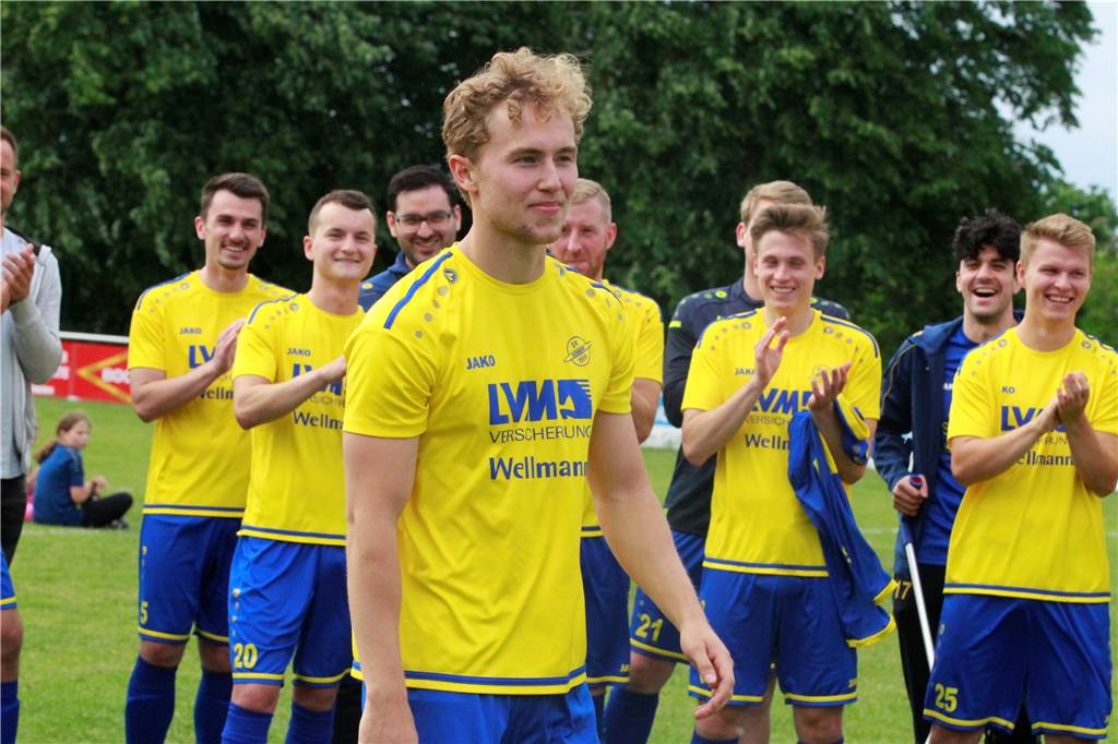 Überraschung beim Werner SC: Neuzugang fällt für ein halbes Jahr aus Luis Krampe wurde Anfang April im Trikot des SV Herbern verabschiedet.