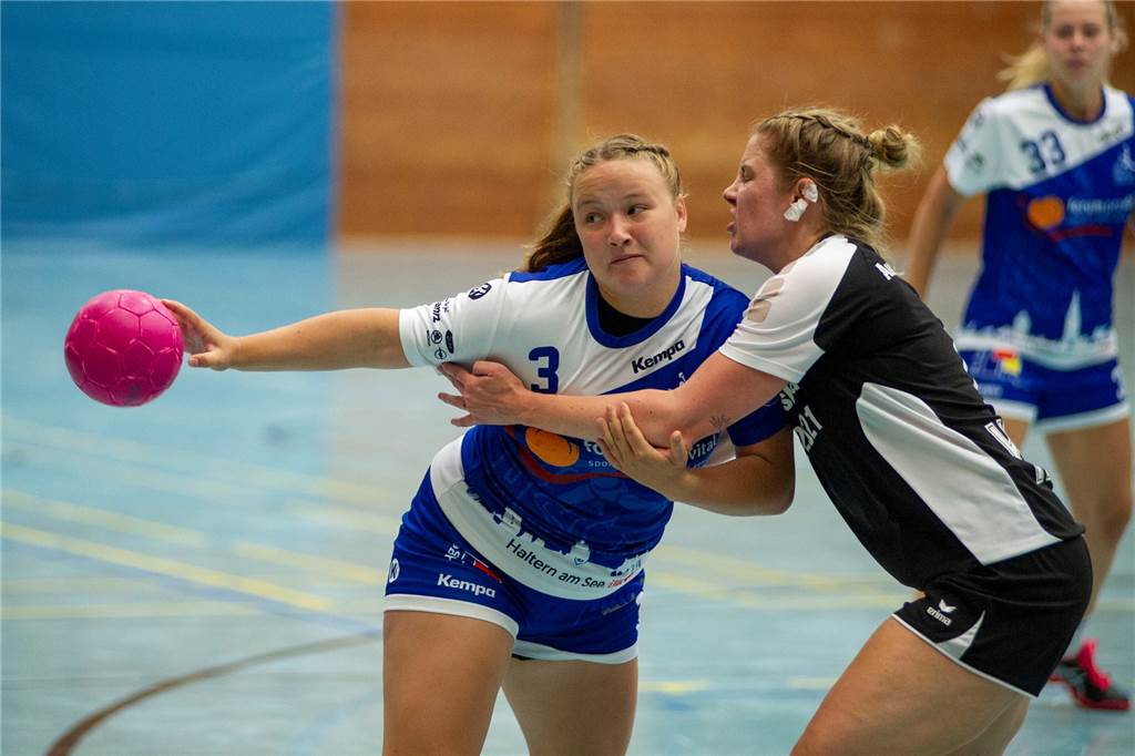 Zwei Neue und viele Ausfälle - HSC-Damen starten in „Wundertüten-Saison“ Luisa Korte (l.) gehört nun fest zum Kader der Verbandsliga-Damen des HSC Haltern-Sythen.