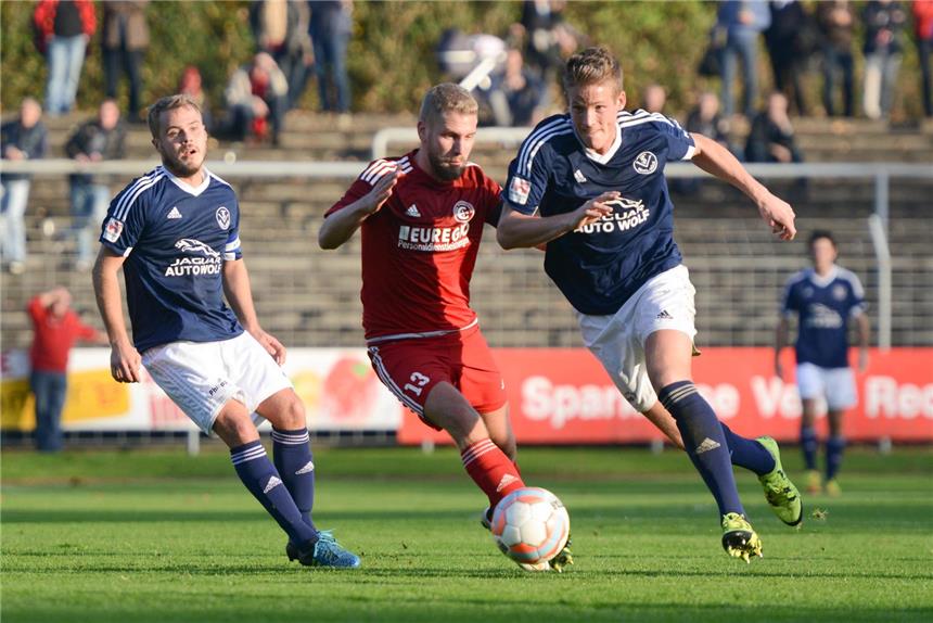 Zwei weitere Neuzugänge für den TuS Haltern Lukas Diericks (r.) wechselt vom TSV Marl-Hüls zum TuS Haltern.