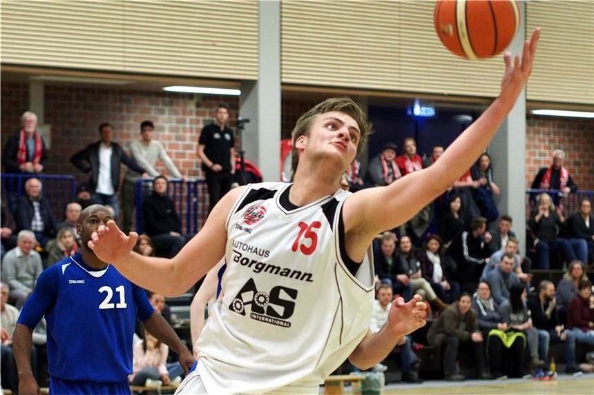 Halterner Lukas van Buer verlängert beim Regionalligisten BSV Wulfen Lukas van Buer geht beim BSV Wulfen in seine vierte Saison.