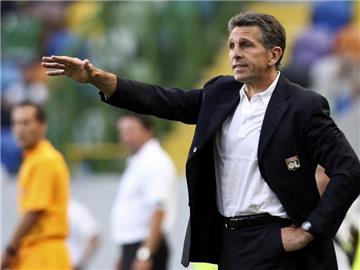 Lyons Trainer Claude Puel steht unter Druck.