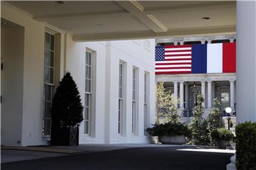 Macron besucht Washington anlässlich des 250-jährigen bestehens der Beziehungen zwischen Frankreich und den USA. Foto: Alex Brandon/AP