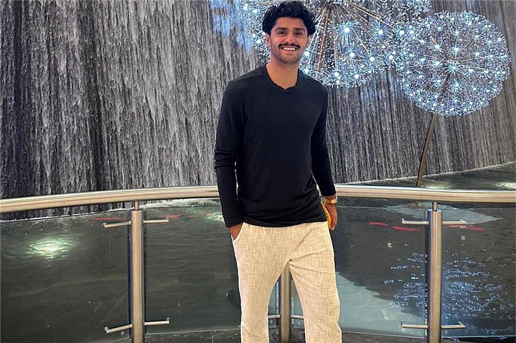 So verbringen die BVB-Profis ihren Weihnachtsurlaub: Viele schwarzgelbe Fotos Mahmoud Dahoud während seines Urlaubs in Dubai.