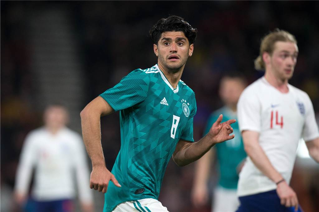 Sommerpause endet am 3. Juli - einige BVB-Spieler kehren erst später aus dem Urlaub zurück Mahmoud Dahoud wird bei der U21-Europameisterschaft das deutsche Trikot tragen.