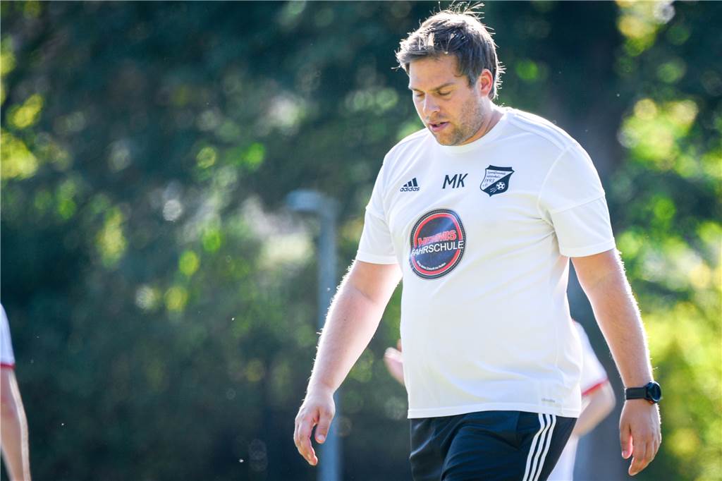Brisantes Derby zweier Nachbar-Vereine findet seit 8 Jahren das erste Mal wieder statt Maik Kortzak, Trainer der SF Sölderholz, war auch in Diensten des VfR Sölde.