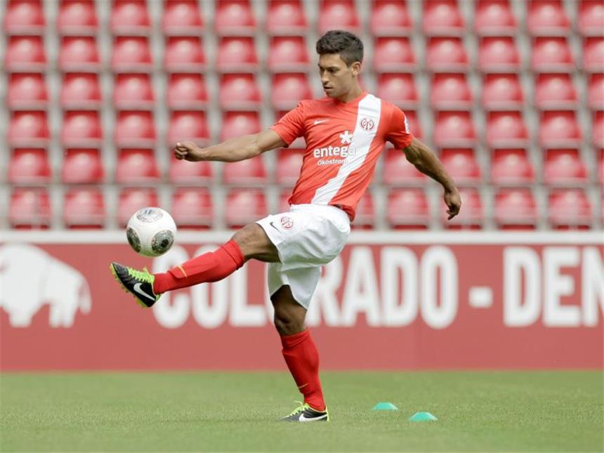 Fathi auf Mallorca: «Hier lässt es sich super leben» Malik Fathi spielt nun in der dritten Liga auf Mallorca. Foto: Fredrik von Erichsen