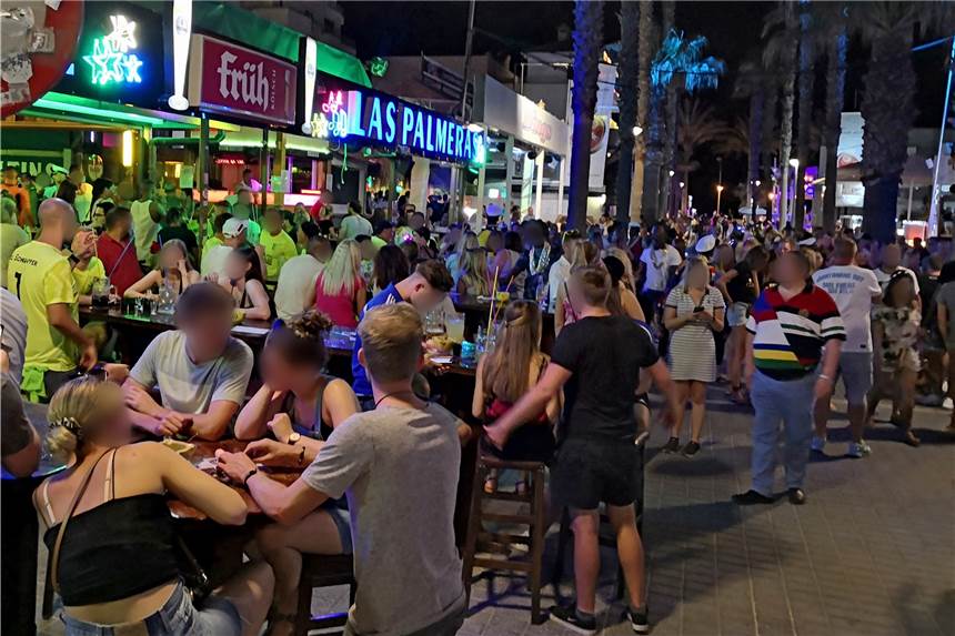 Mallorca macht sich locker: Inselurlaub bald wieder wie früher? Mallorca will einen großen Schritt zurück in die Vor-Corona-Zeit machen. Sehen wir bald wieder solche Bilder von Deutschlands beliebtester Urlaubsinsel?