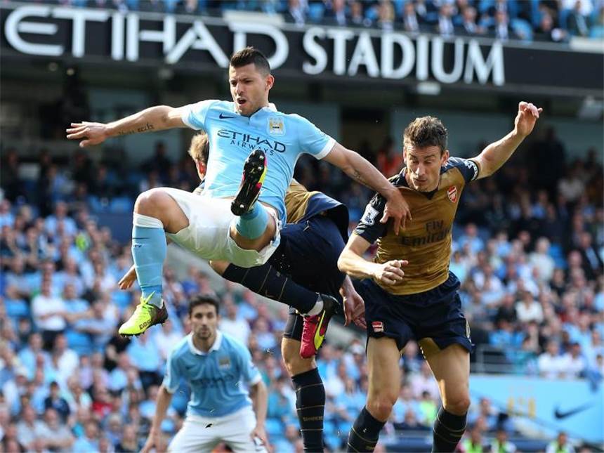 ManCity und Arsenal teilen Punkte - Tottenham verliert Manchester City und Arsenal trennten sich 2:2. Foto: Nigel Roddis